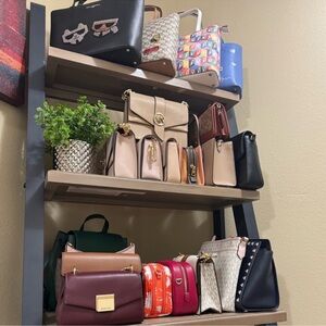 GIVVY! Free Shipping